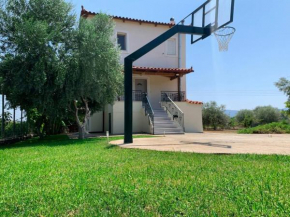 Family-friendly vacation house in Eretria, Evia, Erétria